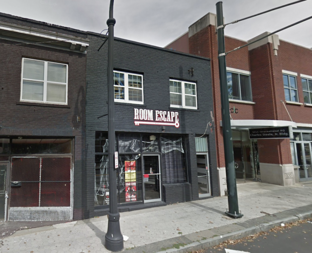 Clues and Cocktails - Room Escape -