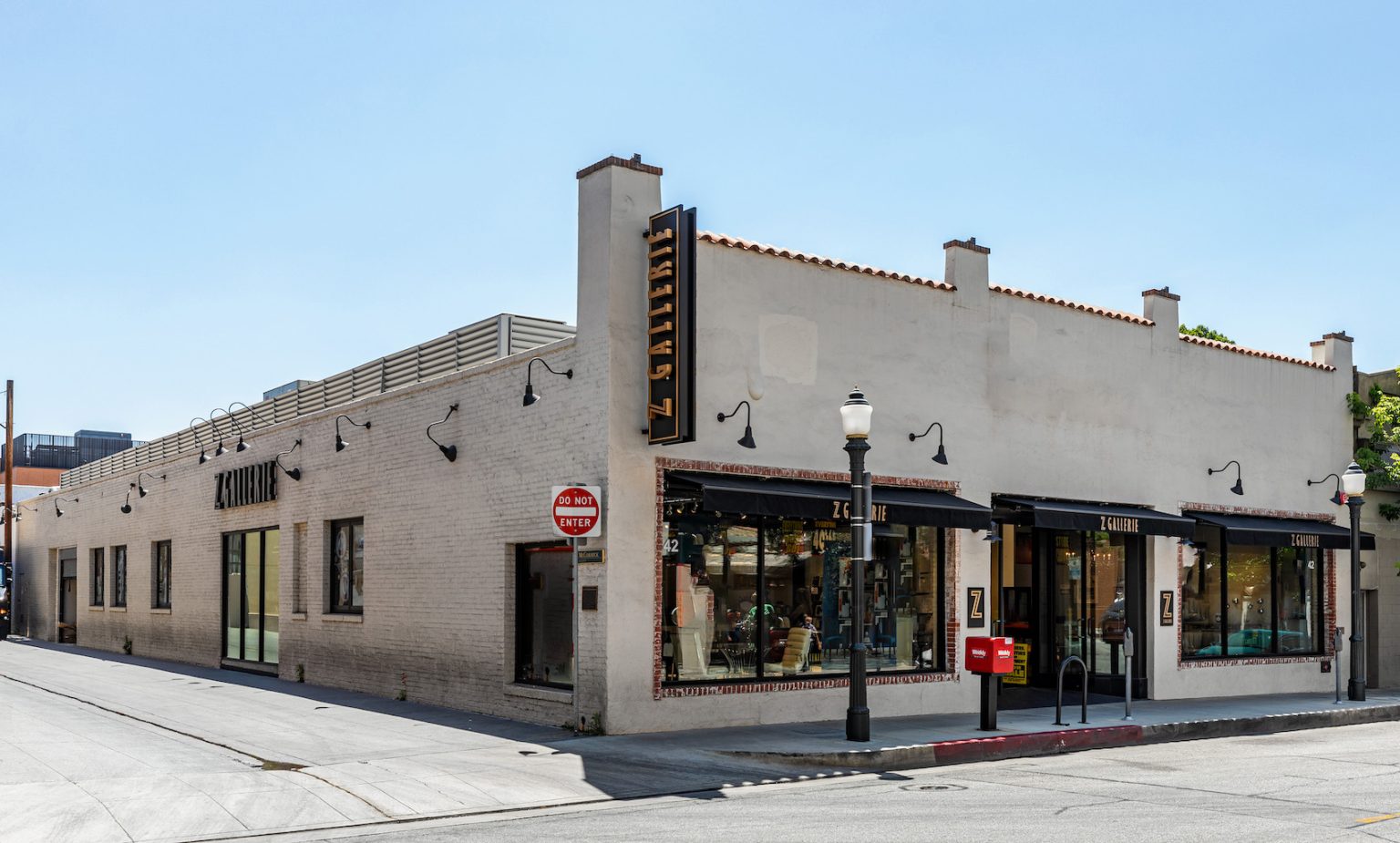 Room & Board - Z Gallerie - Old Pasedena - 1