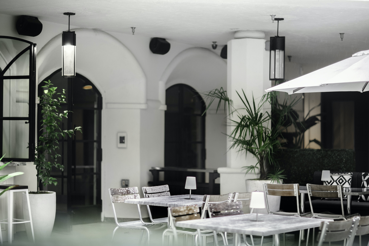 Yebo Beach Haus Buckhead - Photo Credit Samantha Wittman