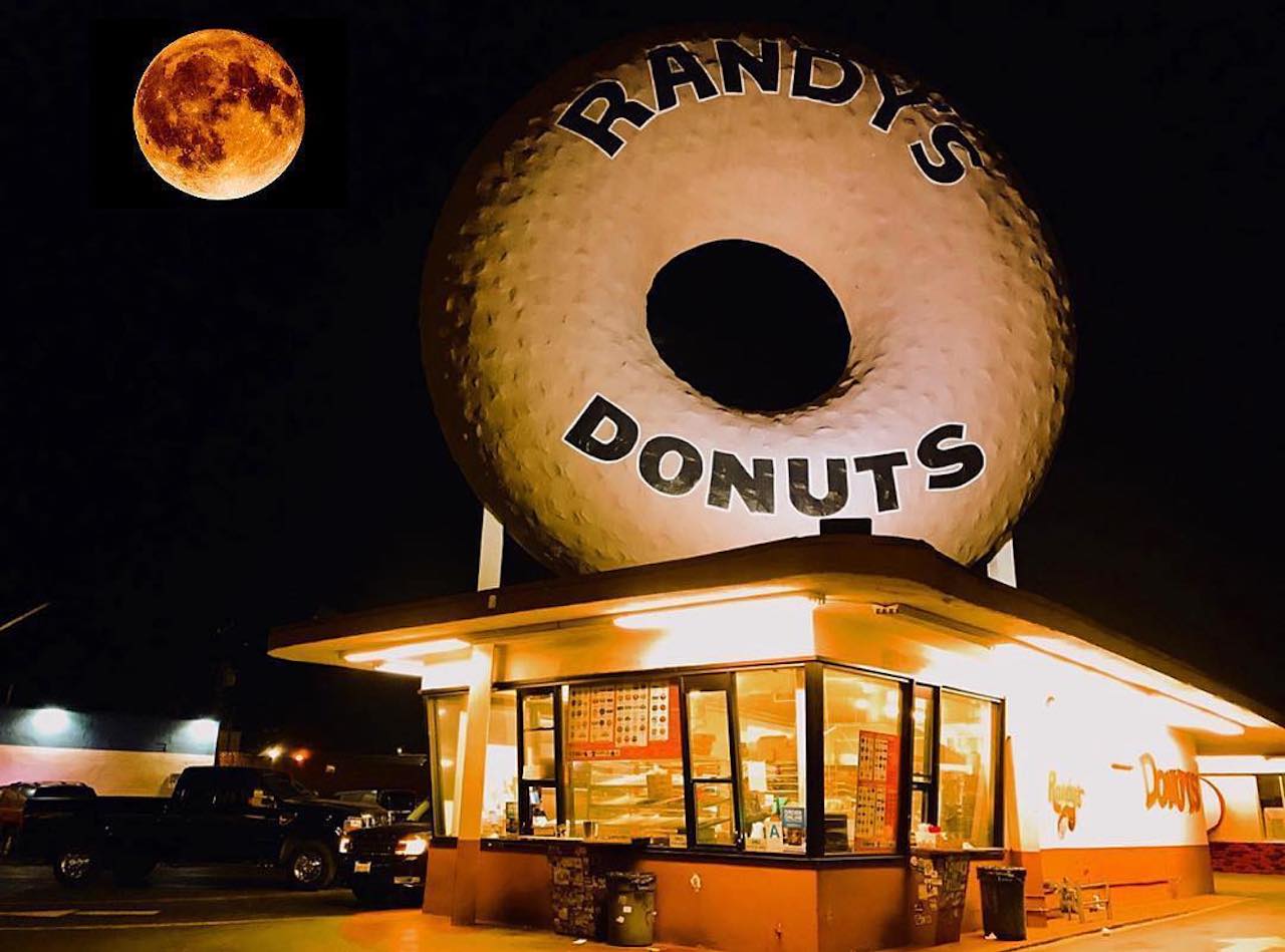 Planned Randy's Donuts Franchise Gets Potential Las Vegas Location