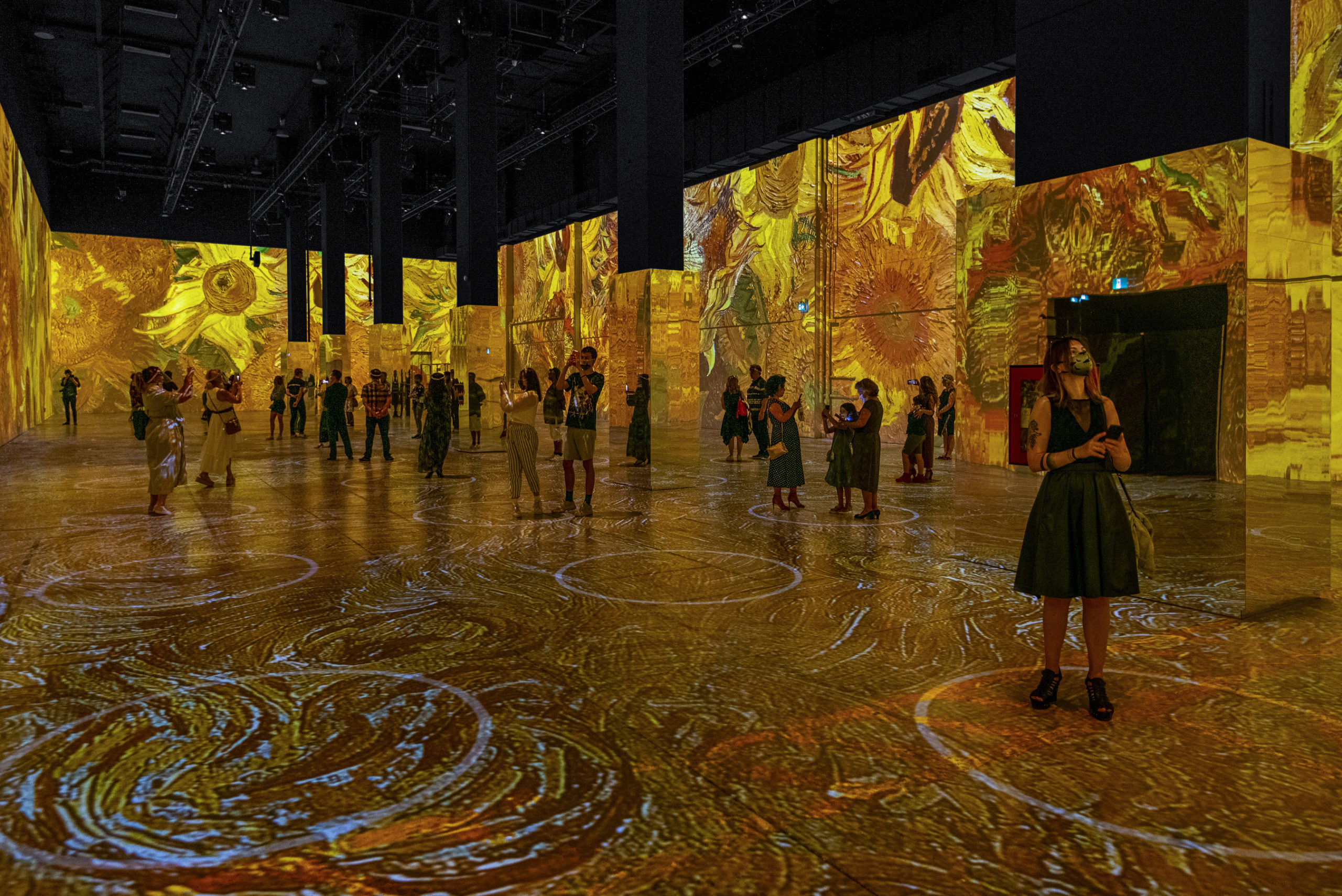 Lighthouse Immersive Van Gogh Exhibit