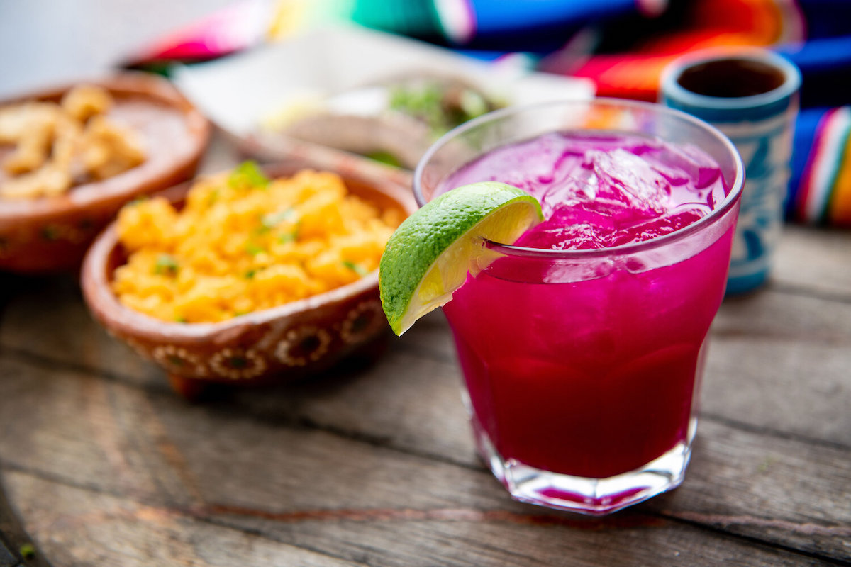 Owner of Taqueria El Tesoro Takes Over Lawrence’s Café & Restaurant Space