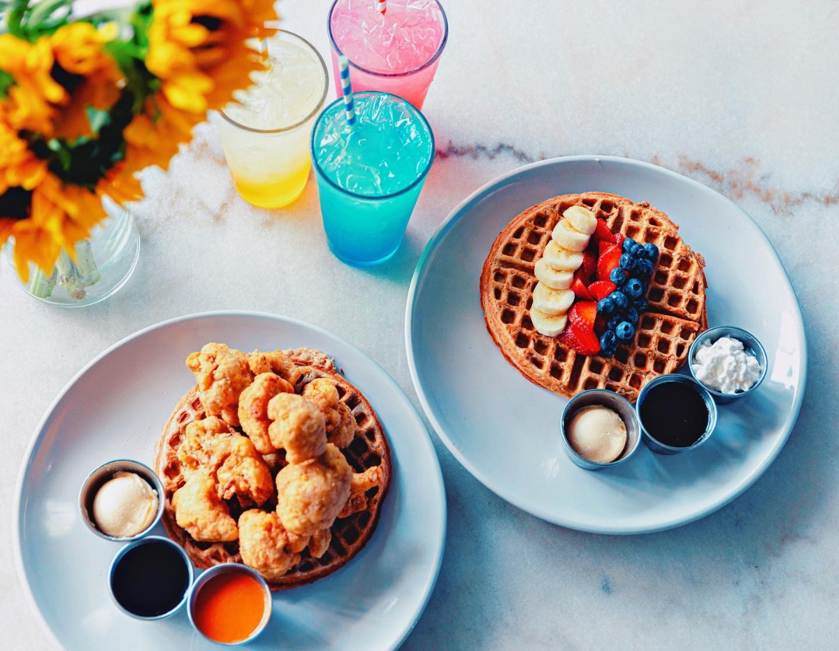 Kale My Name Heading West from Chicago to Encino