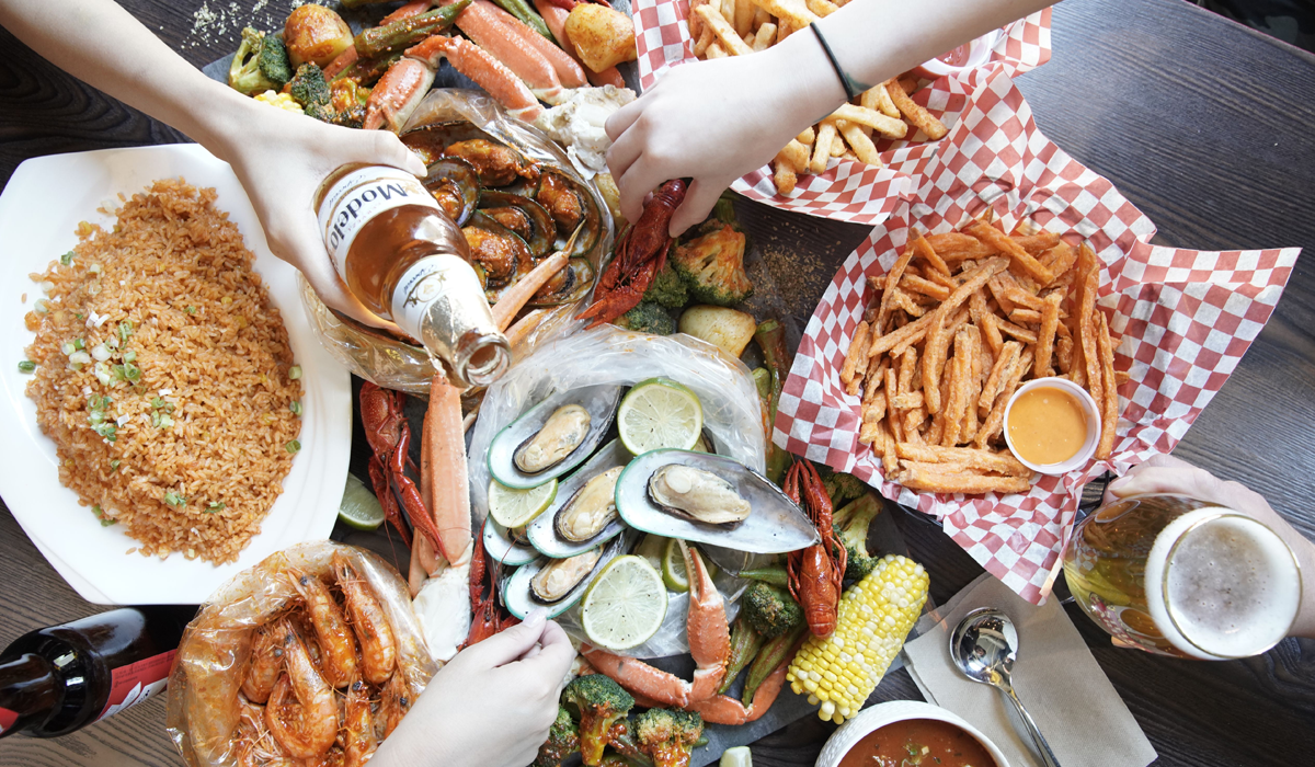 O Canada! The Captain's Boil Sails Into Georgia for U.S. Debut