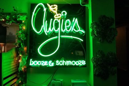 Augie’s Booze & Schmooze to Close, Reopen Under New Ownership