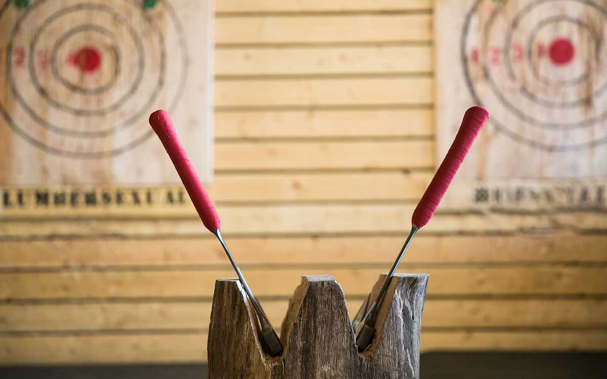 FlannelJax’s Enters Colorado With Arvada Axe-Throwing Venue