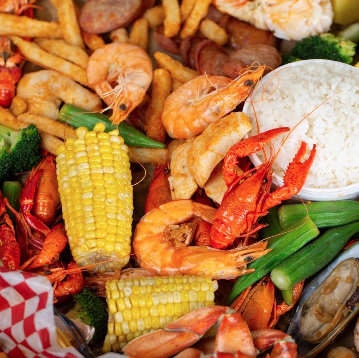 The Captain's Boil Opens In Cumberland Mall, First U.S. Location for Canadian Franchise