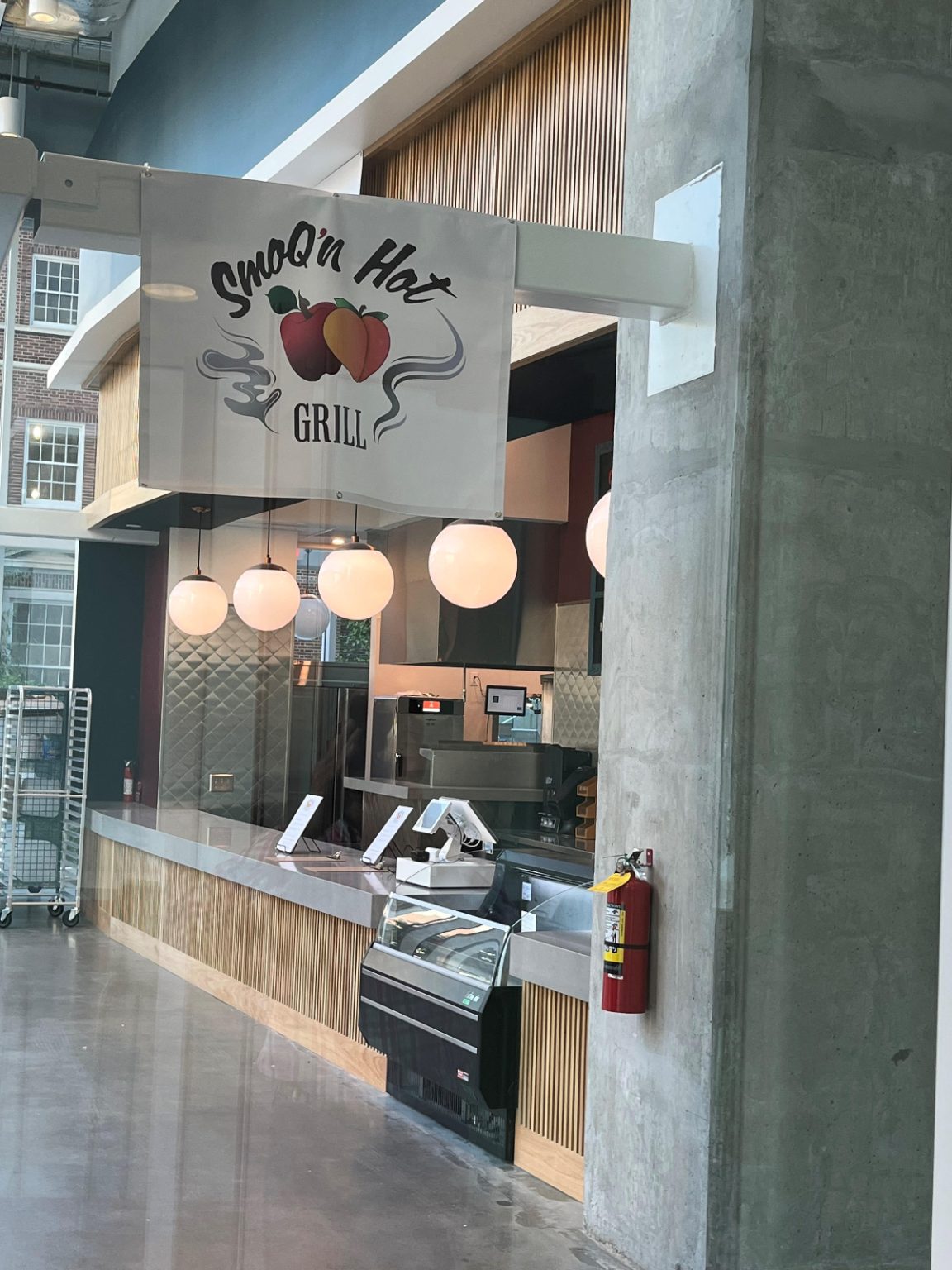 SMOQ'N HOT GRILL OPENING NEXT WEEK