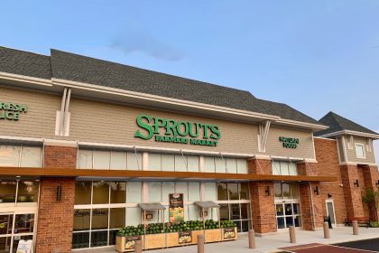 Sprouts Farmers Market Hopes to Replace Big Lots in Cudahy