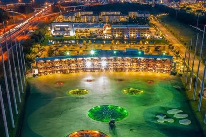 Topgolf Tees Up St. Pete Location