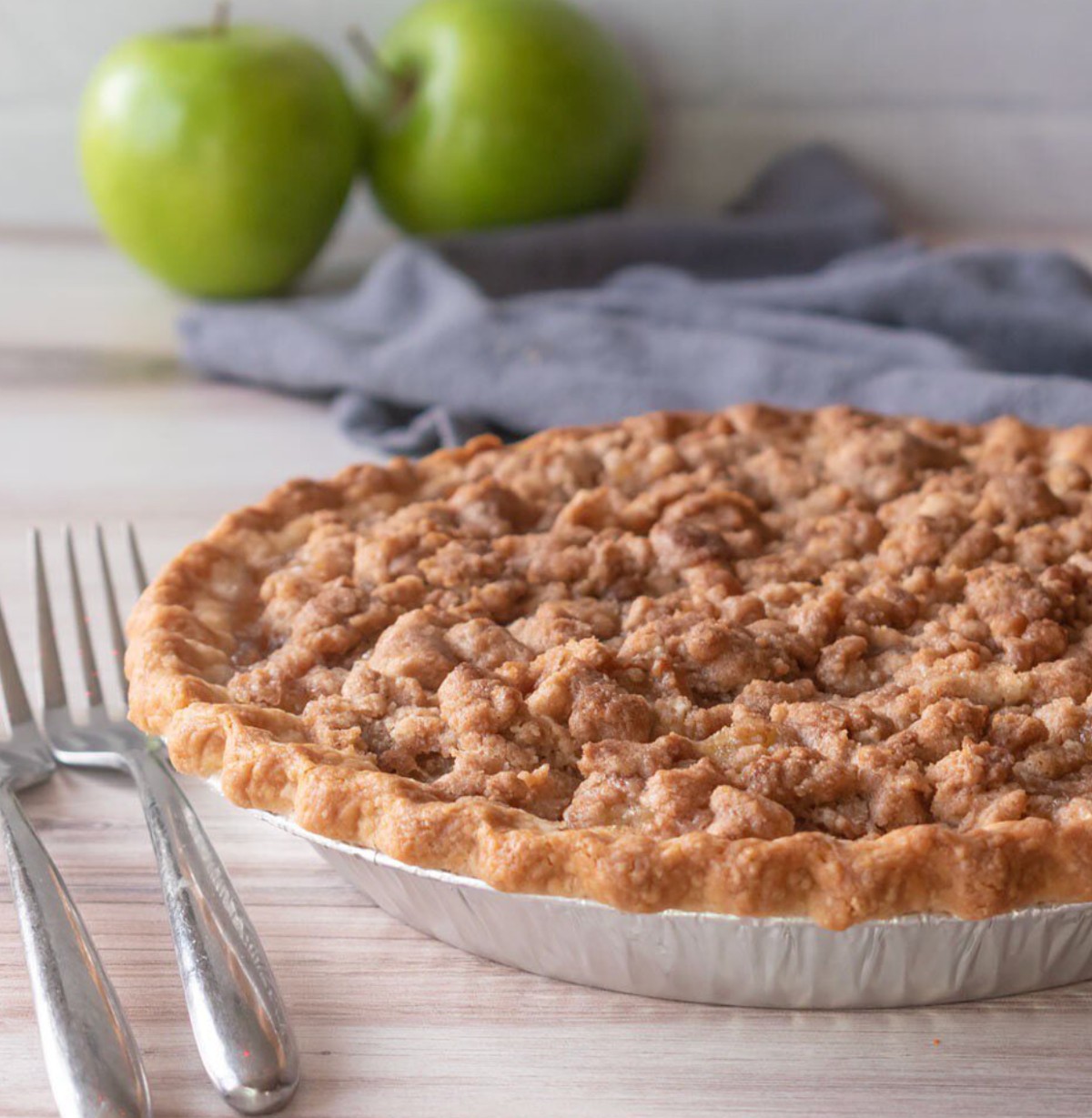 Dutch Apple Crisp at Explorado Market