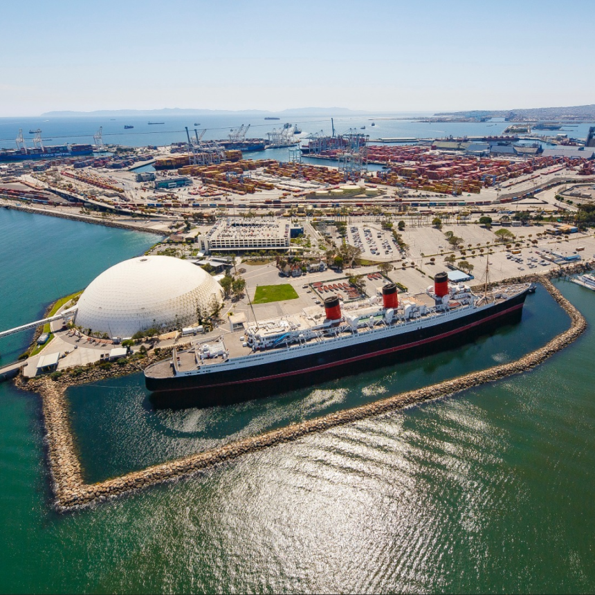 The Queen Mary to Bring Back Food and Booze