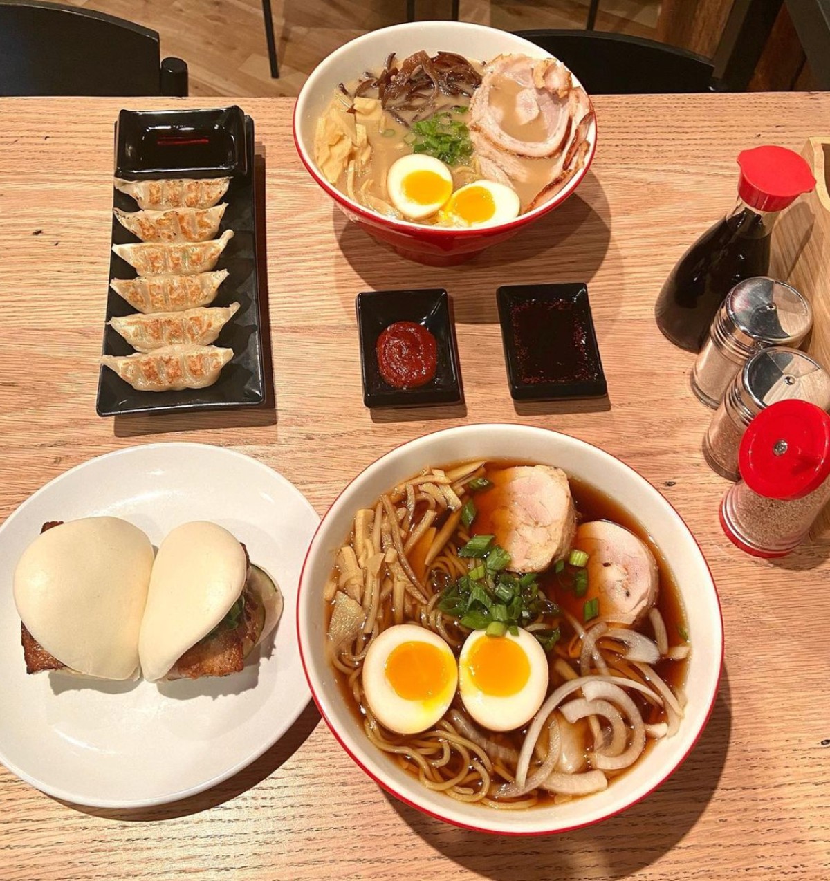 Gaku Ramen bowls