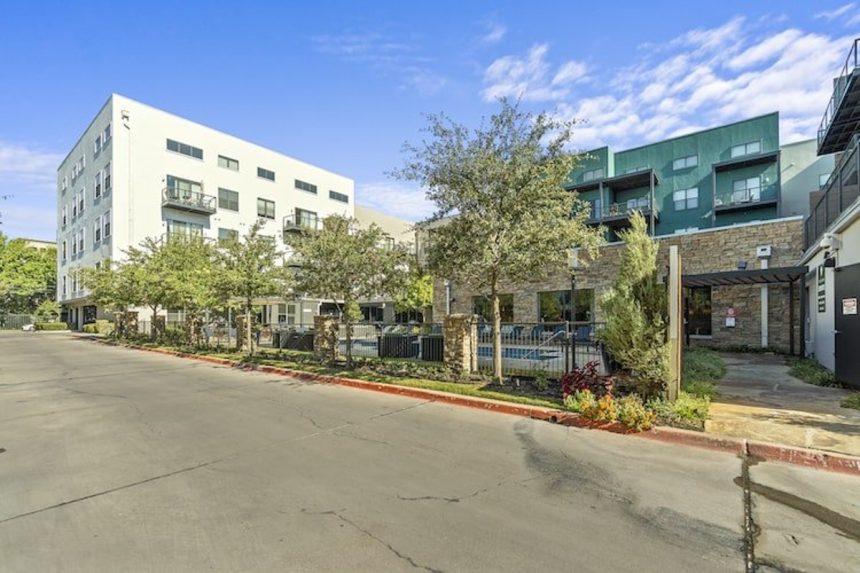 SPI Advisory closes Sale of Oaklawn urban apartment complex