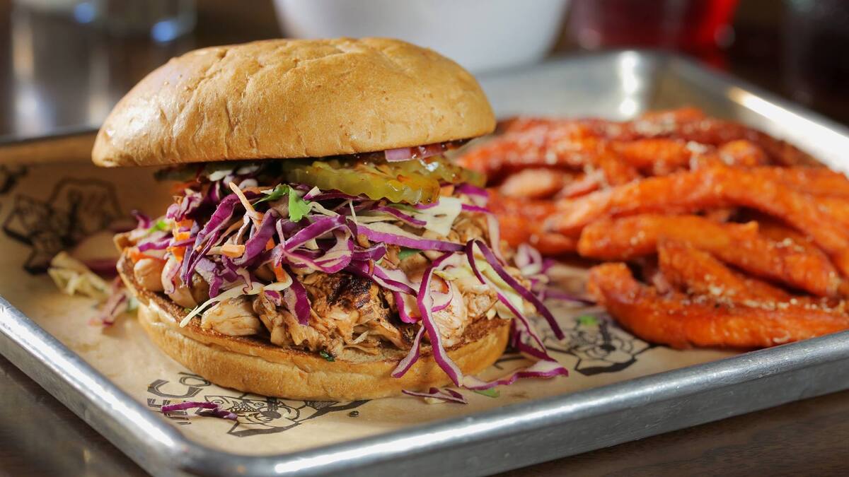 Guy Fieri to Debut Tunica Kitchen + Bar in Horseshoe Tunica