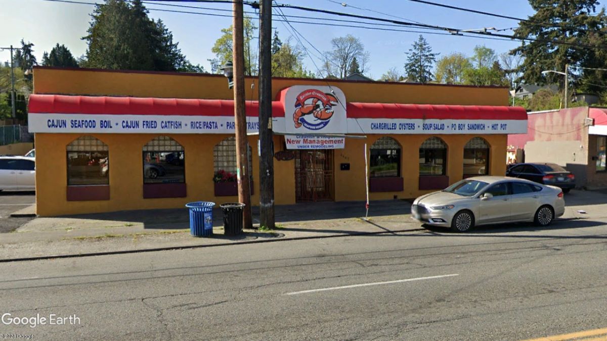 Rainier Crawfish Seafood House Transitions to Crawfish and Hotpot Under New Management in Dunlap