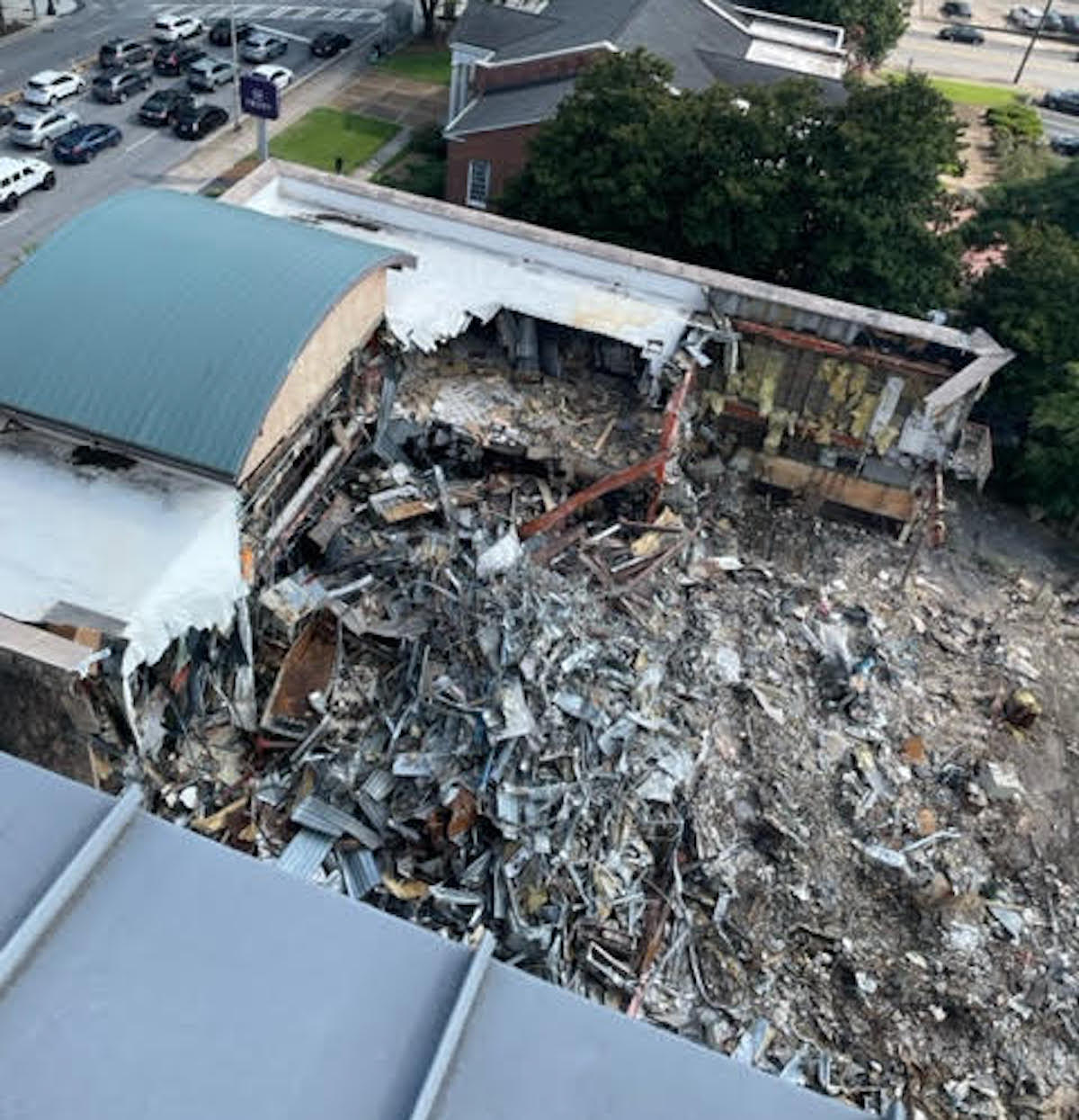 Buckhead Cheesecake Factory Building Comes Crumbling Down - 1