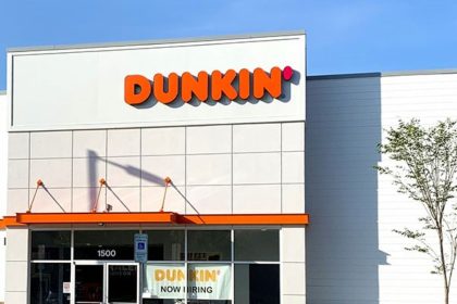 The exterior of a Dunkin Donuts restaurant