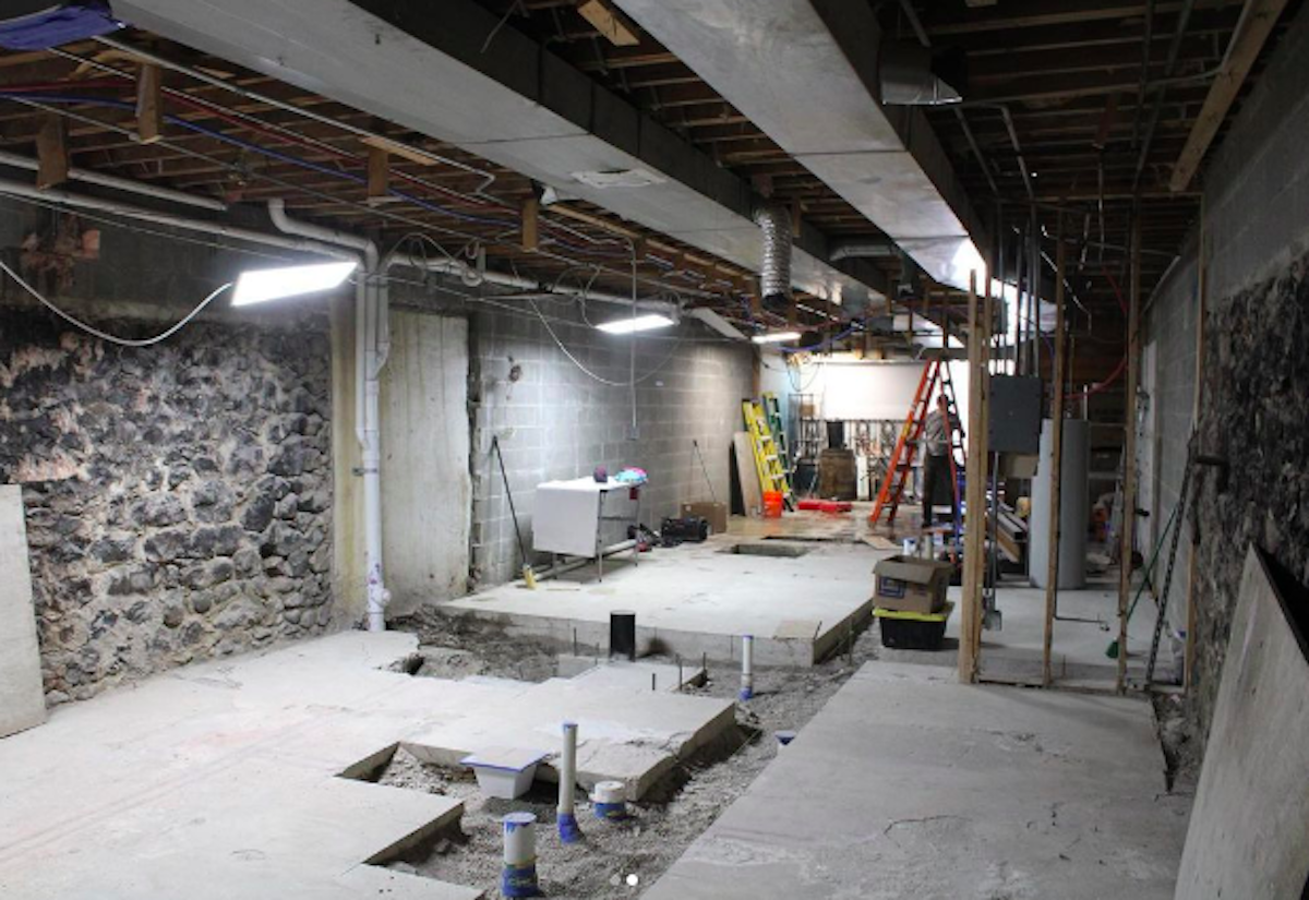 Dessert Oasis Coffee Roasters Owner Opening Cocktail Bar Photo 01