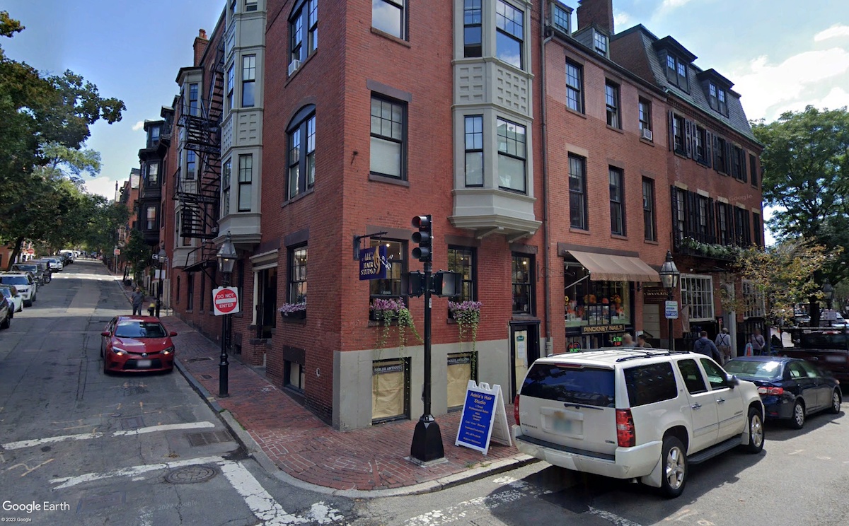 What Now Boston | Nite Lite Cafe is Heading to Beacon Hill