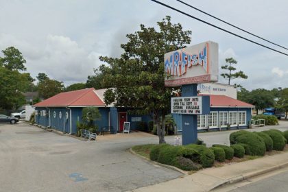 the exterior of a mr fish restaurant in myrtle beach where anchor bar will soon open their first south carolina location