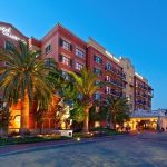 TRANSWESTERN ACQUIRES HOUSTON'S RENOWNED HOTEL GRANDUCA