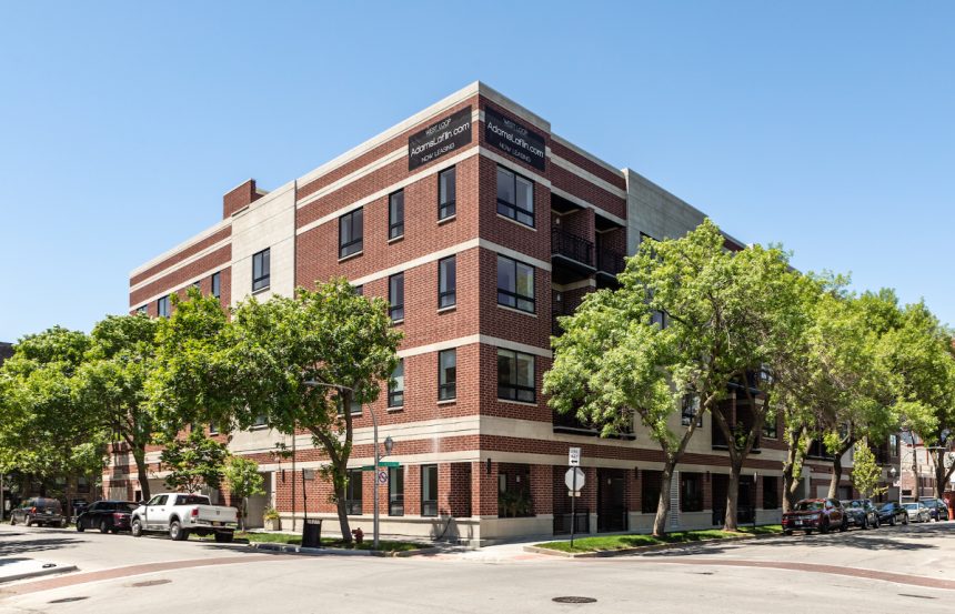 BRENEMAN CAPITAL ACQUIRES 52-UNIT APARTMENT IN CHICAGO, IL