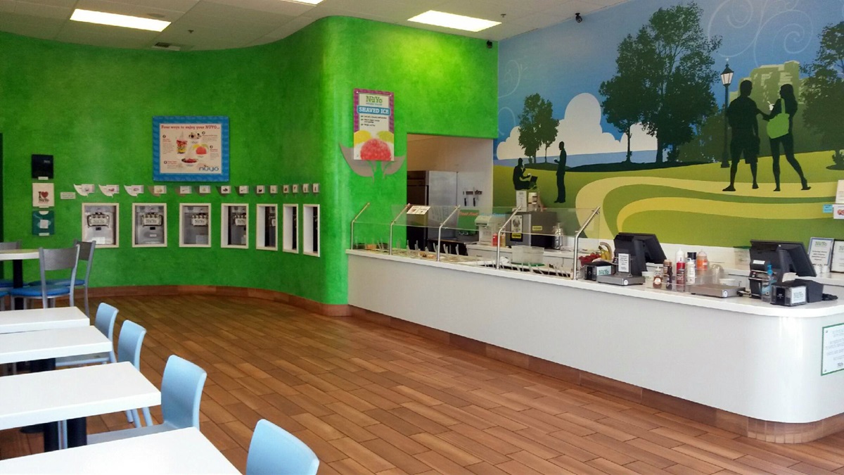 nuyo forzen yogurt store interior