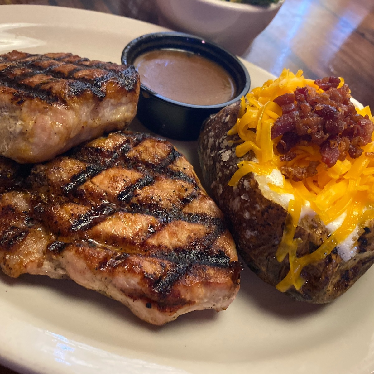 Texas Roadhouse Aurora Moving Parcels in Plaza