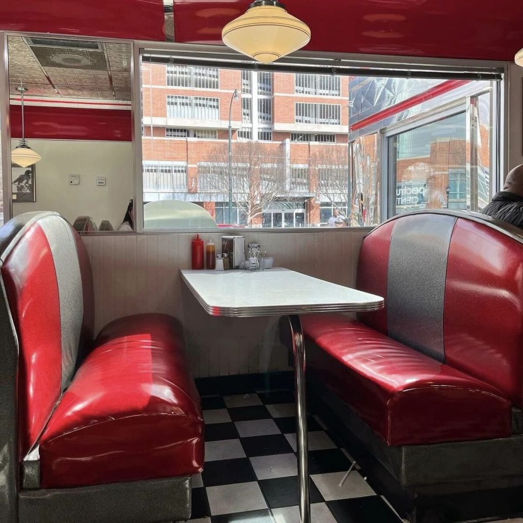 Midnight Diner Expanding to North Tryon Street