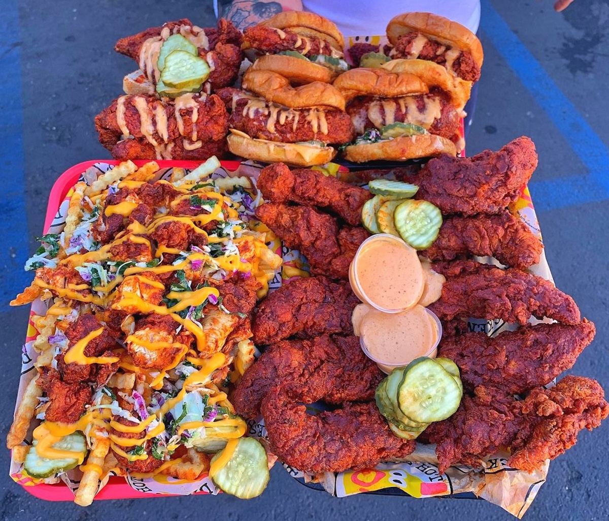 Usher Teams Up With Dave's Hot Chicken Franchisees