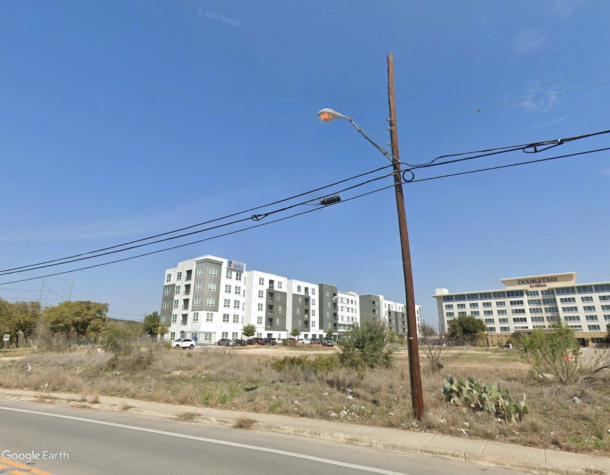 A New Bar Concept Is Landing on Chase Hill Boulevard