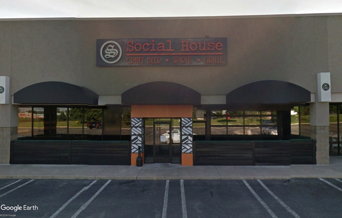 bloomfield shopps mira bar