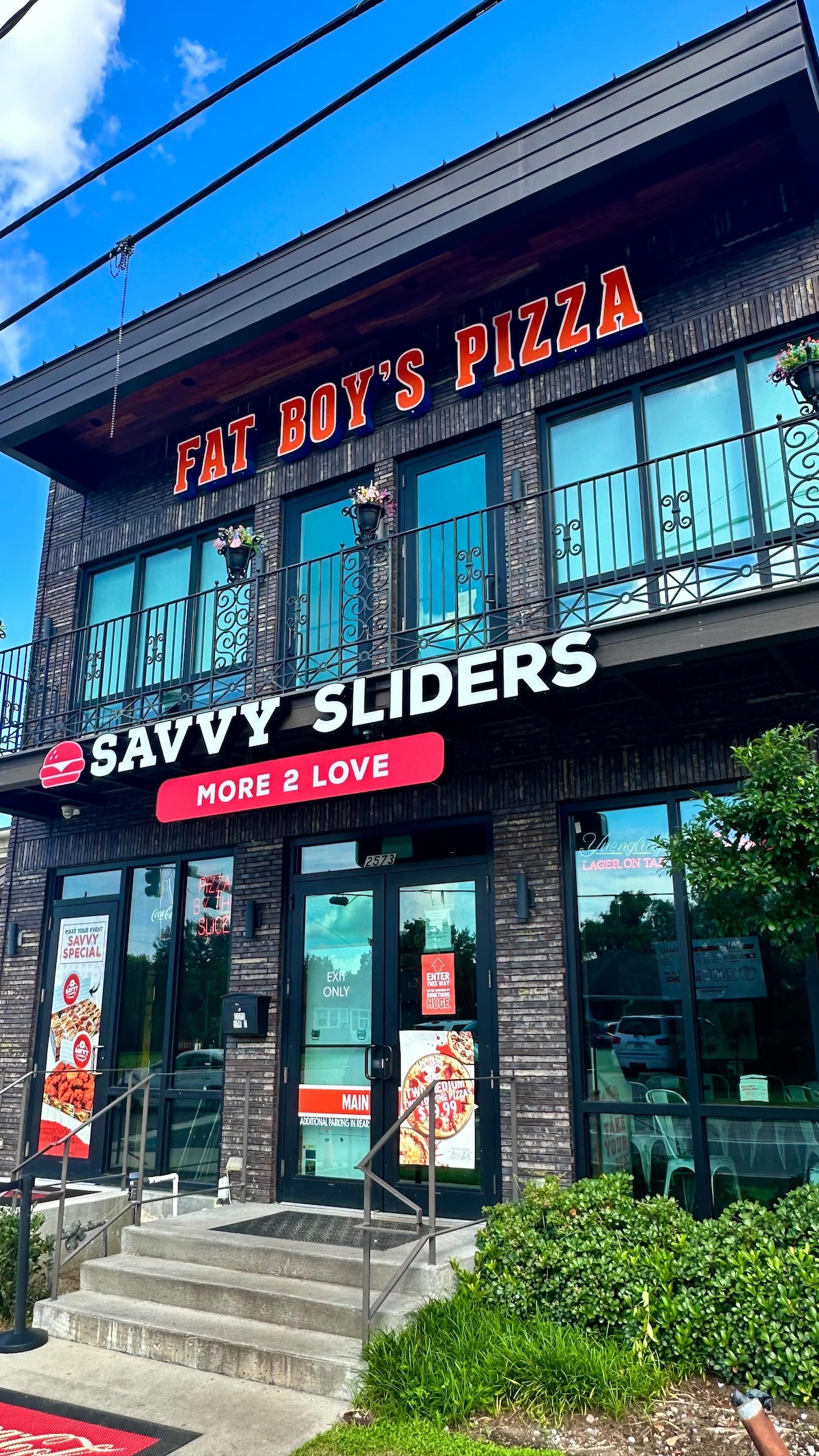 Fat Boy’s Pizza x Savvy Sliders To Unite In Pasadena-1