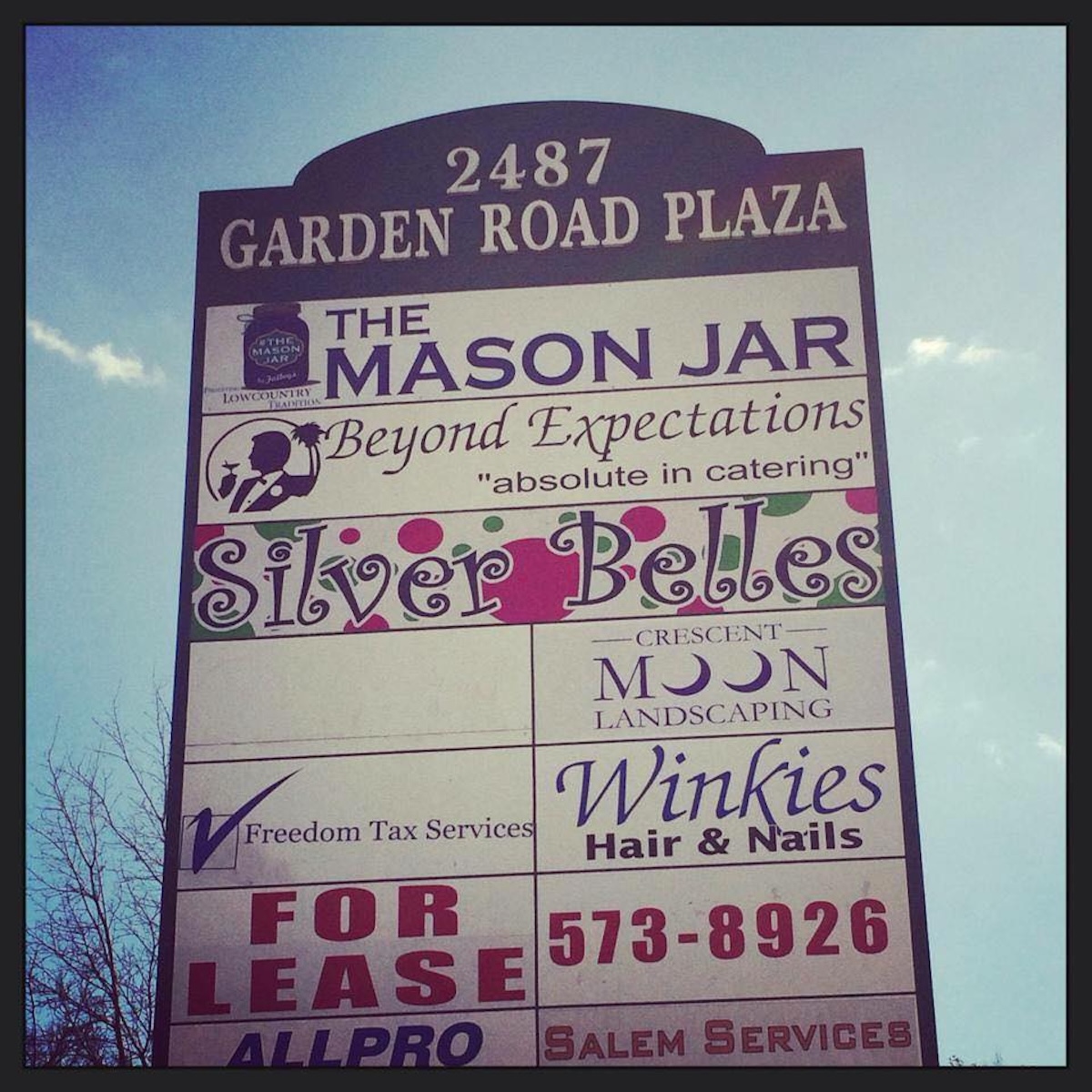 West Ashley's The Mason Jar Closes Indefinitely Following Car Crash