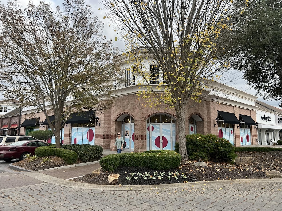 Local Vintage Toy Store Relocating Photo 01