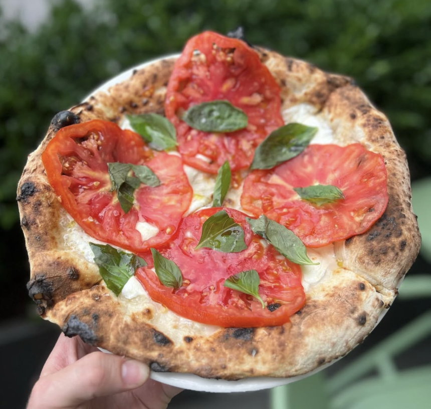 Lala’s Neapolitan-ish Pizza Expanding to Everett’s Park-9 Dog Bar