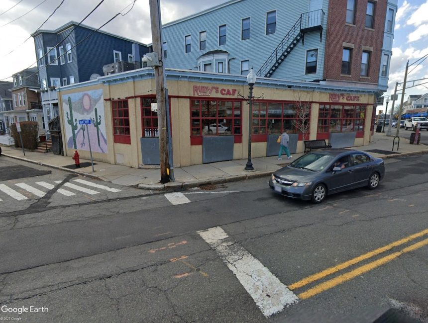 The Hollows to Replace Rudy's Cafe in Somerville's Teele Square