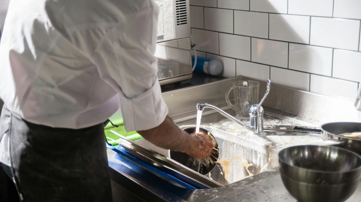 Atlanta Restaurant Slammed with 'Unsatisfactory' Grade