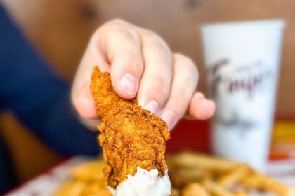 Layne’s Chicken Fingers Flapping into Philly