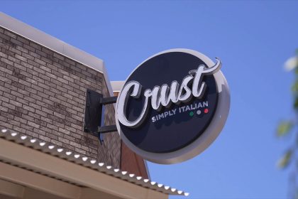 Crust Simply Italian Opening at The Trailhead in Peoria