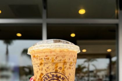 Coffee Bean and Tea Leaf to Fuel Thirsty Flyers