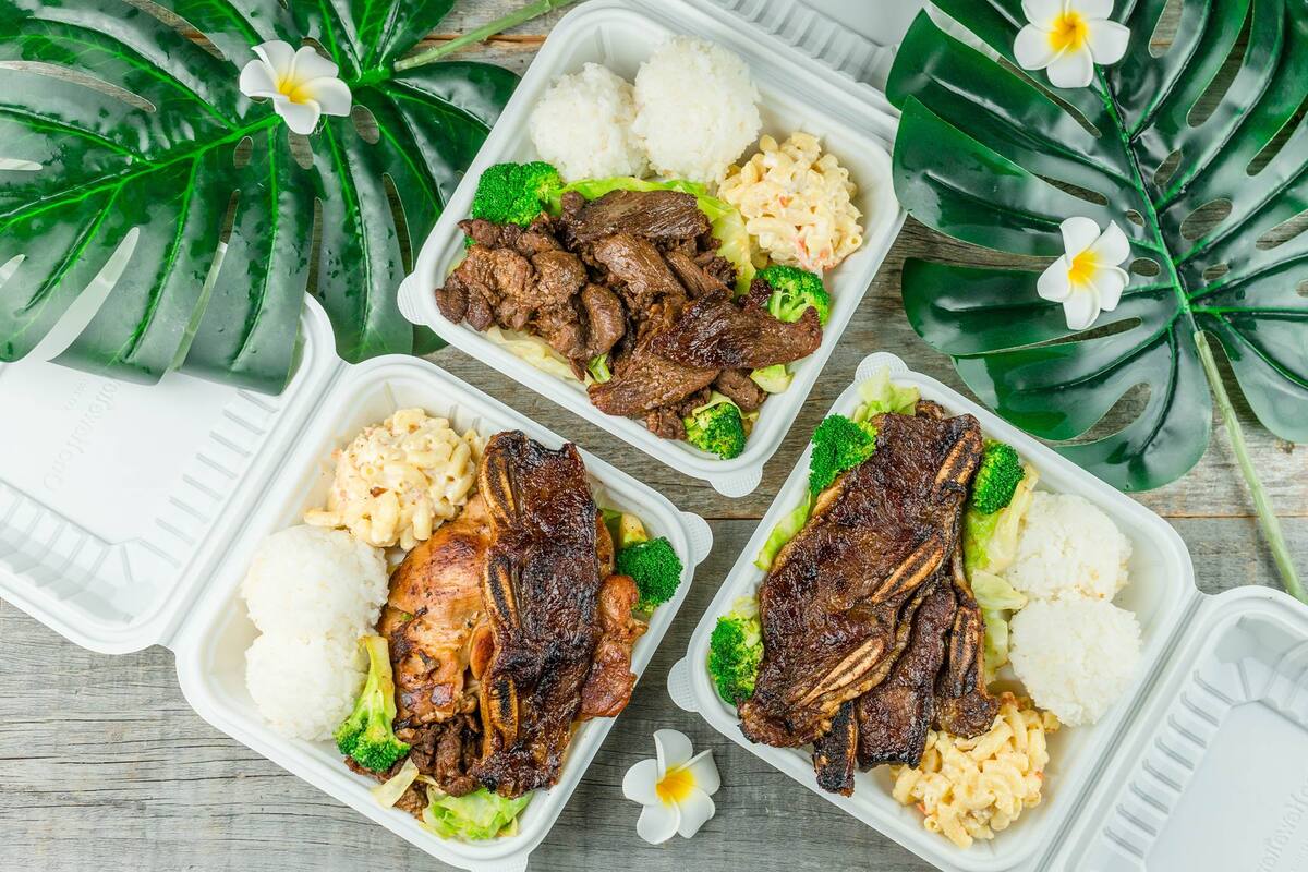 Ono Hawaiian BBQ Replacing Native Foods in Clairemont