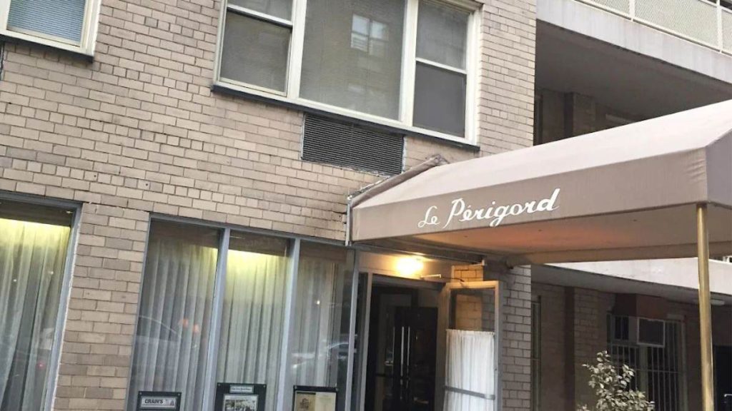 With this, guests can now relish the mouthwatering eats of the NY-based Italian restaurant at 405 East 52nd Street, First Avenue. 