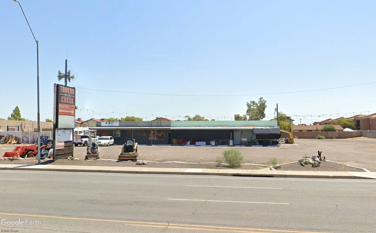 Dillingers Bar & Grill Replacing Tavern On The Creek