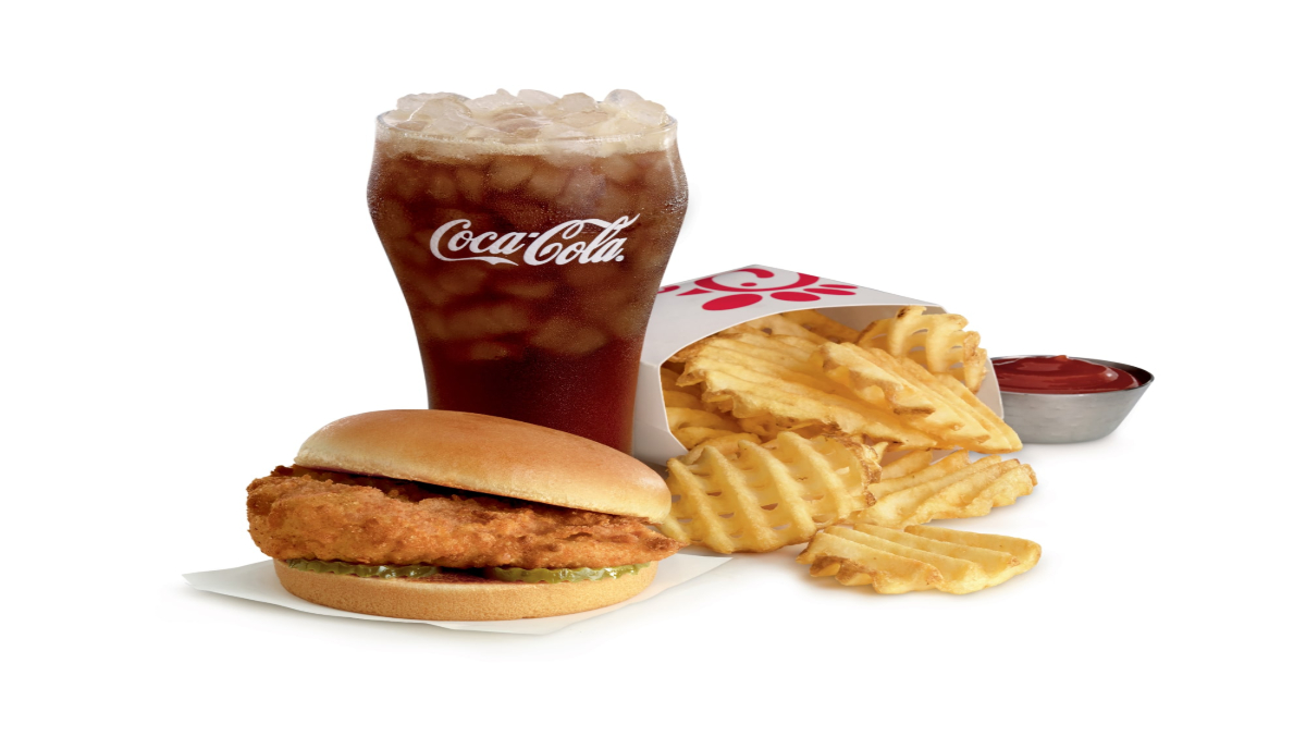 Chick-fil-A Hwy 470 and Yosemite Reopens at New Location Tomorrow