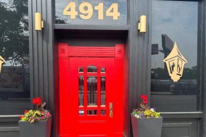 Decades after serving, Gale Street Inn in Jefferson Park, Chicago permanently closed due to persistent staffing difficulties.