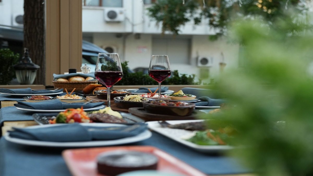 Dining Deals and Events for Father’s Day
