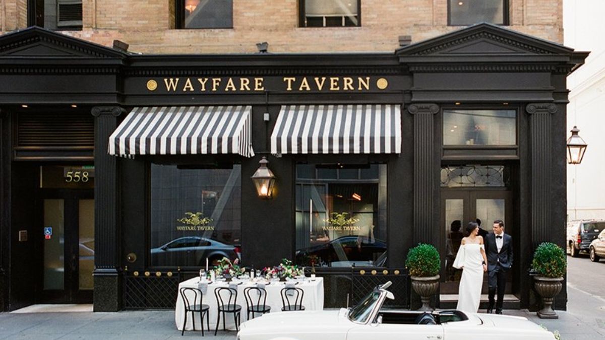 It is decked with custom-made chandeliers with 21 lights each inspired by early 20th-century European cafés.