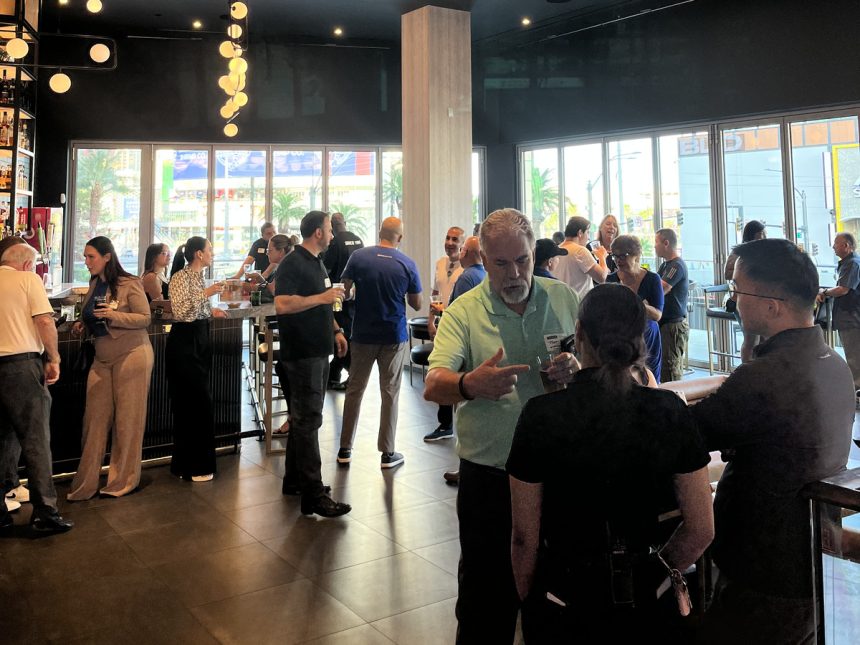 Las Vegas Restaurant Community Connects at Accelerate Event